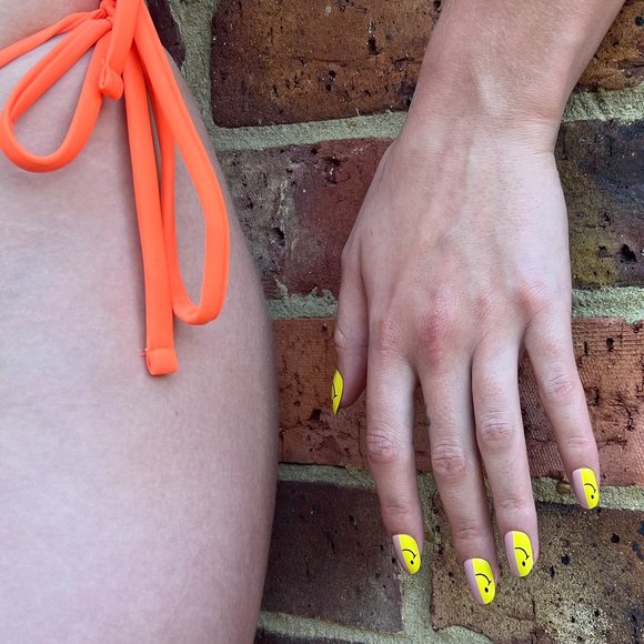 HALFWAY HAPPY custom designed press on nails by So Hot Right Nail - Picture 1 of 5